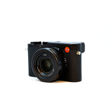 Leica D-Lux 8 (Pre-Owned)