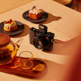 Leica D-Lux 8 Bundle