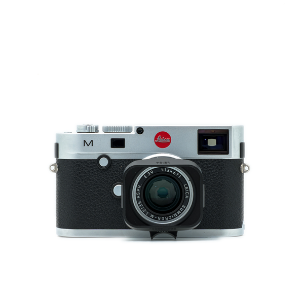 Leica M (Typ 240), Silver with Summicron-M 35mm f/2 ASPH (Pre owned)