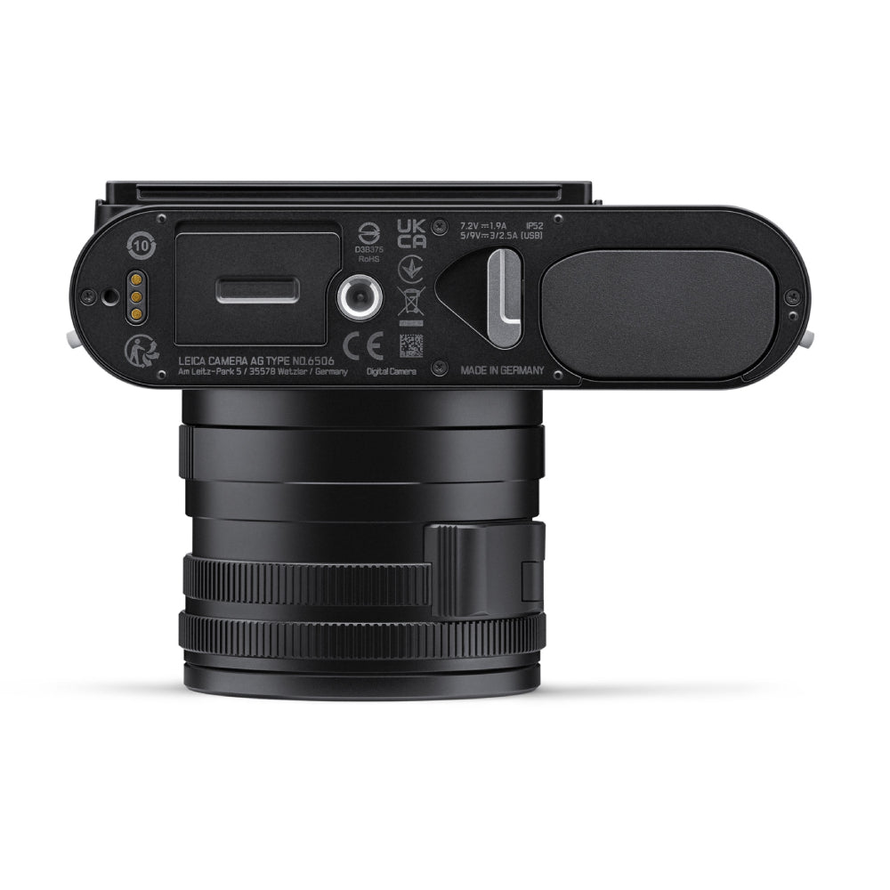 Leica Q3 Essential Kit (Online Exclusive)