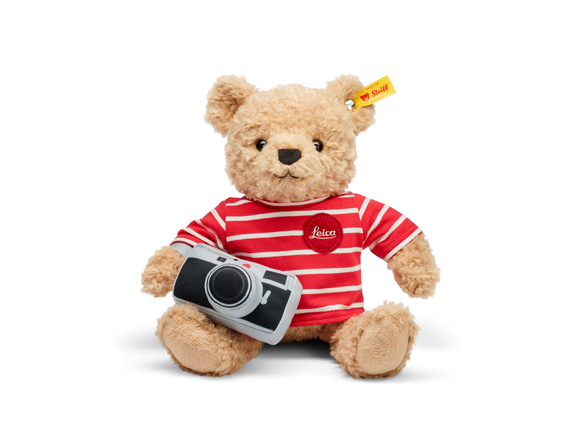Steiff for Leica: Teddy Bear “Cuddle”