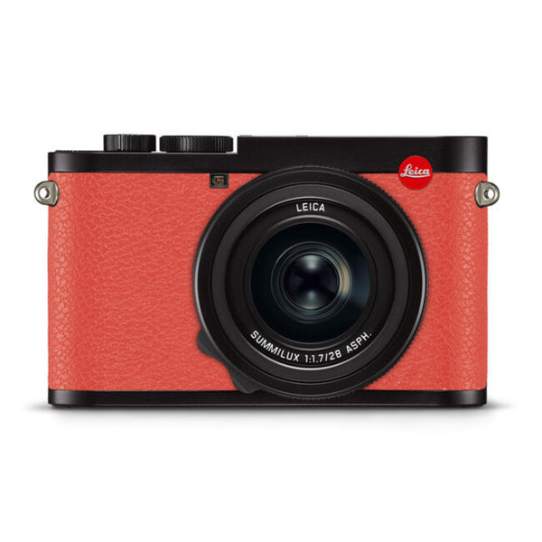 Leica Q3, with full cowhide leathers individualisation