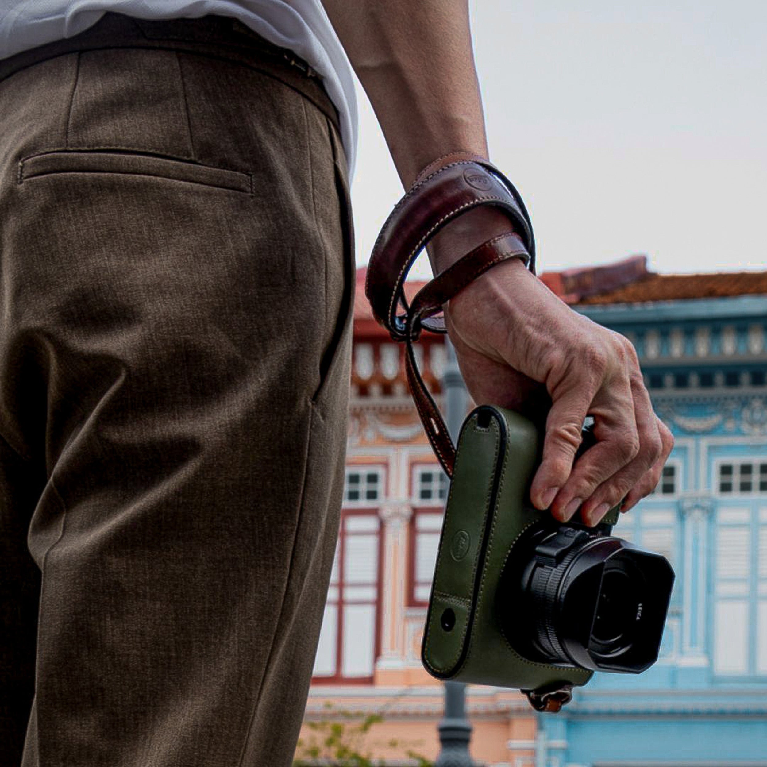 Leica Q3 Exclusive Online Bundle