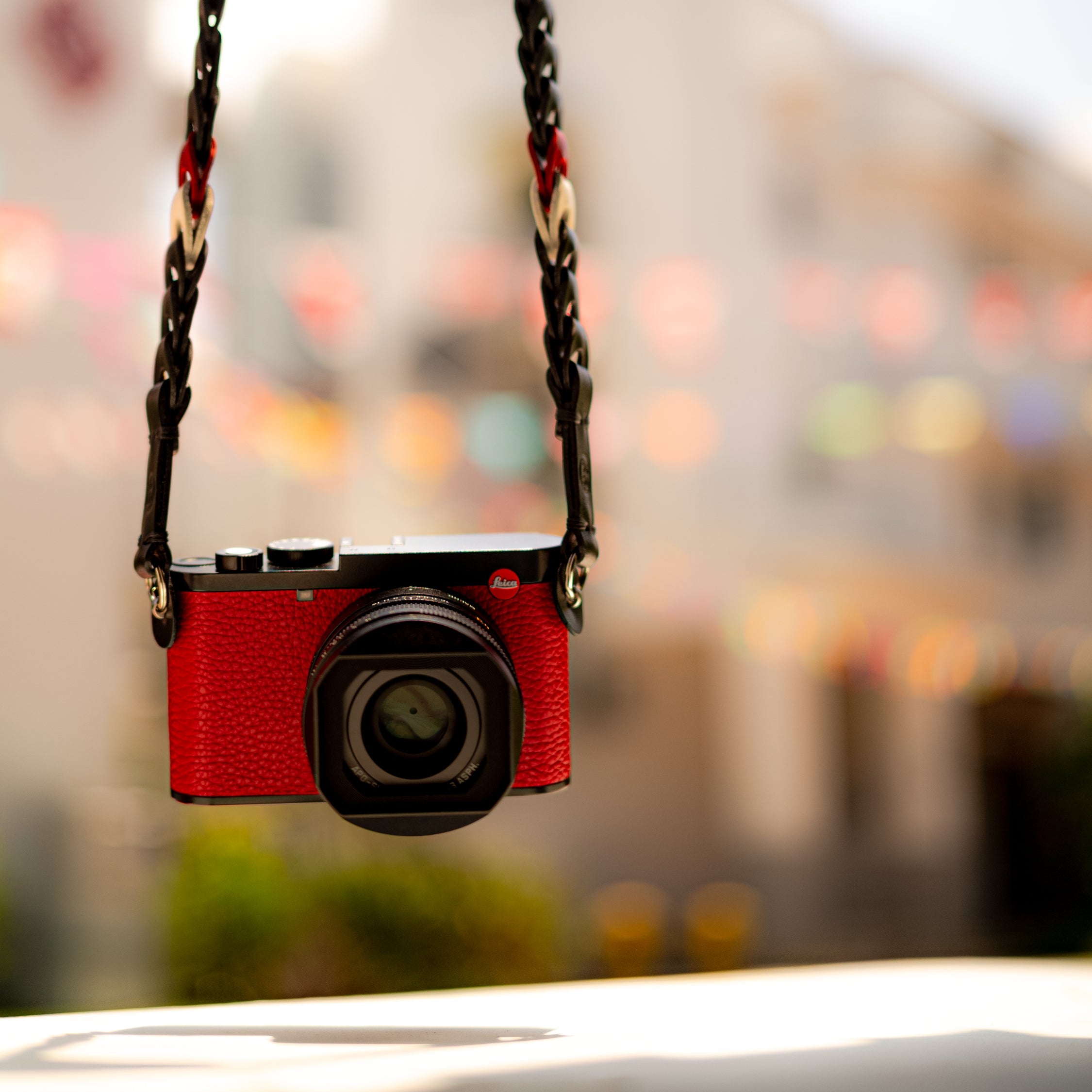 Leica Q3 New Online SG60 Bundle