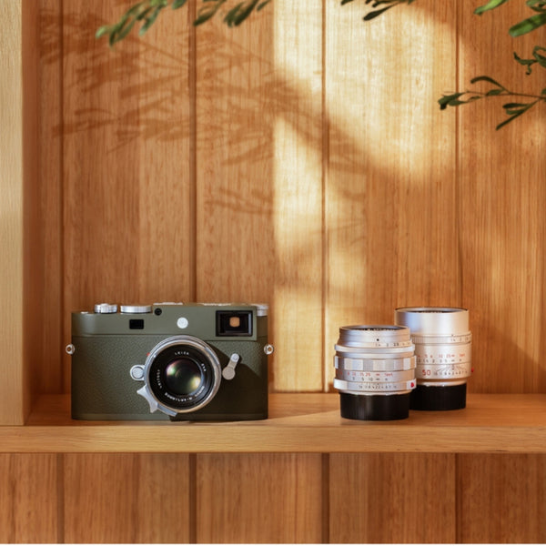 M11-P Safari (Online Exclusive Bundle w Lens)